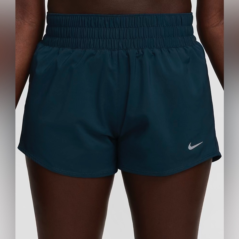 Nike One Women’s XL Mid-Rise 3" Shorts in Armory Navy with Back Pocket